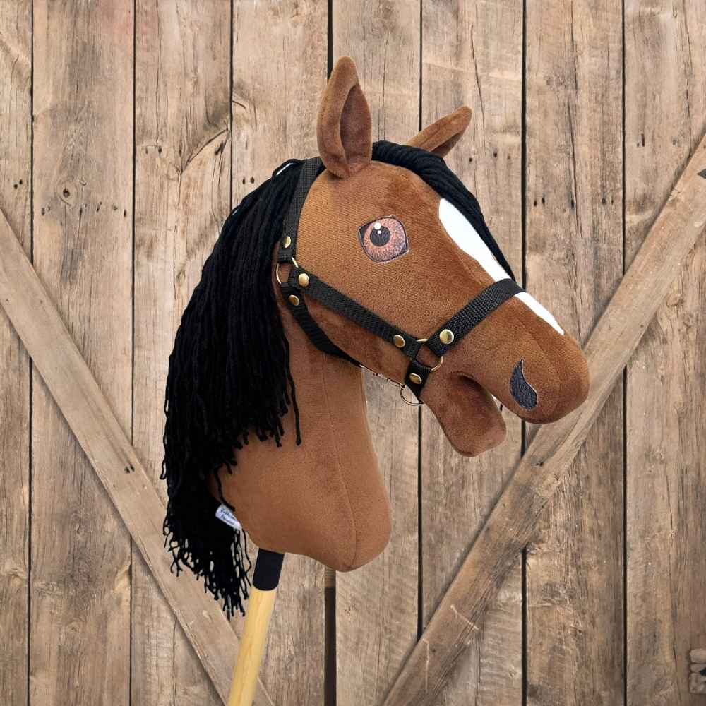 hobbyhorse_hnedy_s_ohlavkou_jacob.jpg